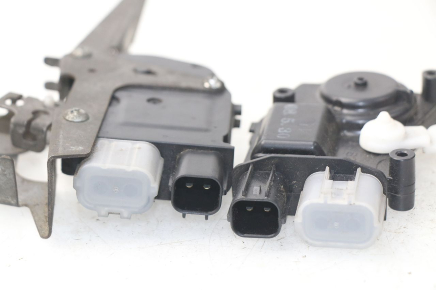 photo de SEAT LOCK ENGINE HONDA NSS EX FORZA 250 (2005 - 2013) - Component detail