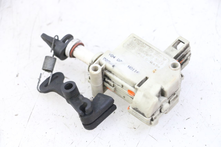 photo de SEAT LOCK ENGINE PIAGGIO VESPA GRANTURISMO 200 (2004 - 2005) - Main view