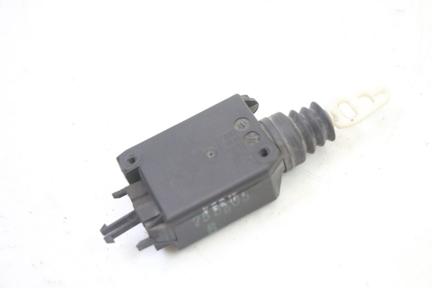 photo de SEAT LOCK ENGINE PEUGEOT SATELIS 250 (2006 - 2012) - Zoom on usage condition