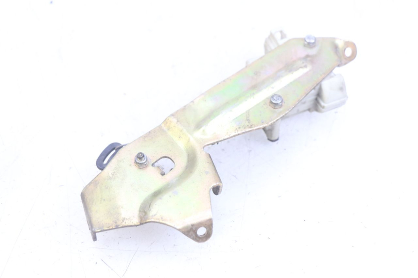 photo de TRUNK OPENING MOTOR PIAGGIO X9 EVOLUTION 125 (2003 - 2007) - Zoom on usage condition