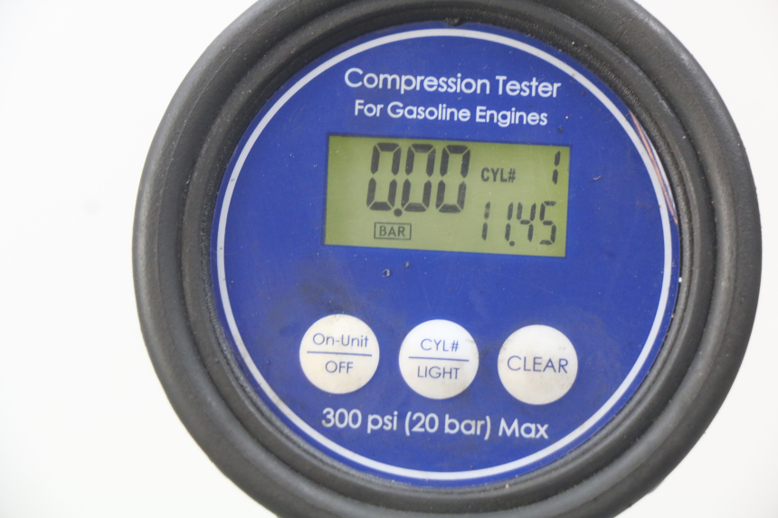 photo de ENGINE KYMCO PEOPLE 250 (2004 - 2008) - Detailed visual inspection