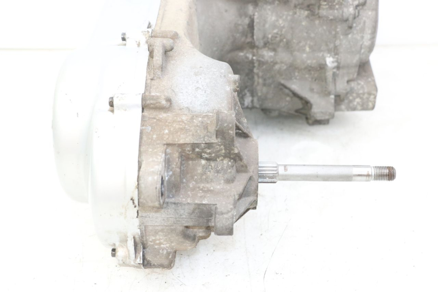 photo de ENGINE PEUGEOT ELYSTAR 125 (2002 - 2007) - Detailed visual inspection