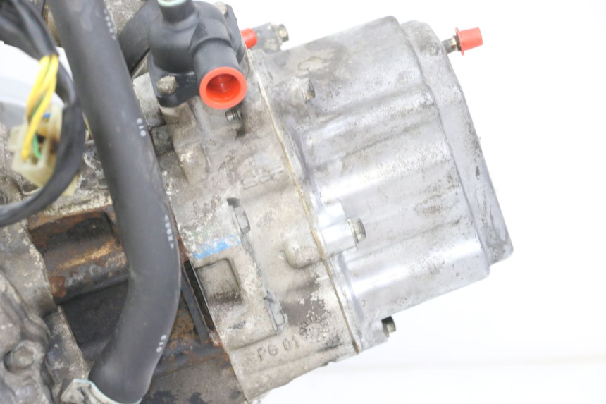 photo de ENGINE PEUGEOT ELYSTAR 125 (2002 - 2007) - Alternative angle