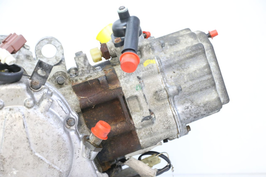 photo de ENGINE PEUGEOT SATELIS COMPRESSOR K15 125 (2006 - 2009) - Alternative angle