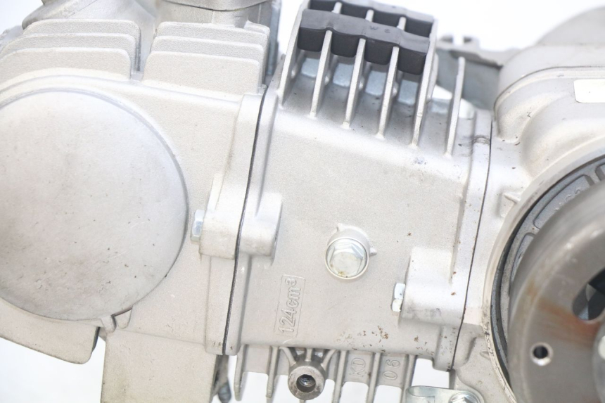 photo de ENGINE YCF R-START 125 - Component zoom