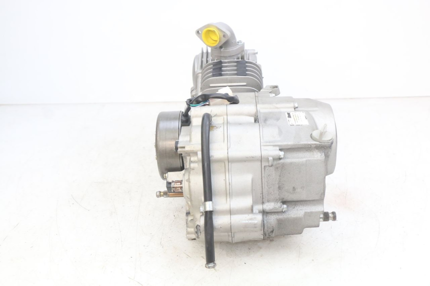 photo de ENGINE YCF R-START 125 - Surface and material condition