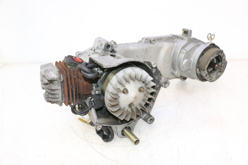 photo de ENGINE RIDE RACE GT 2T 50 (2012 - 2017) - Fixing points details