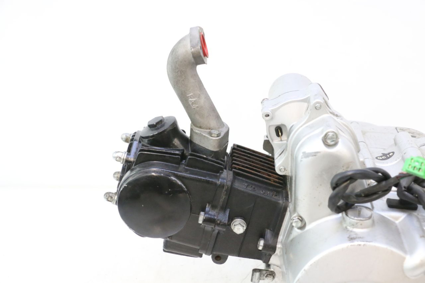 photo de ENGINE YAMASAKI ROADSTER 50 (2013 - 2018) - Alternative angle
