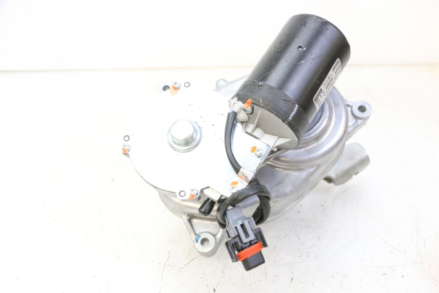 photo de ROLL LOCK ENGINE PIAGGIO MP3 HPE 310 (2024 - 2025) - Markings and original references