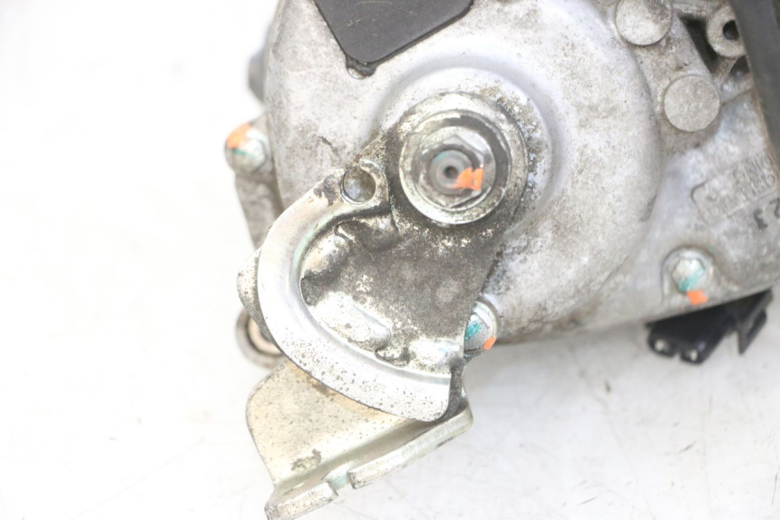 photo de ROLL LOCK ENGINE PIAGGIO MP3 LT 300 (2010 - 2016) - Additional view of the item