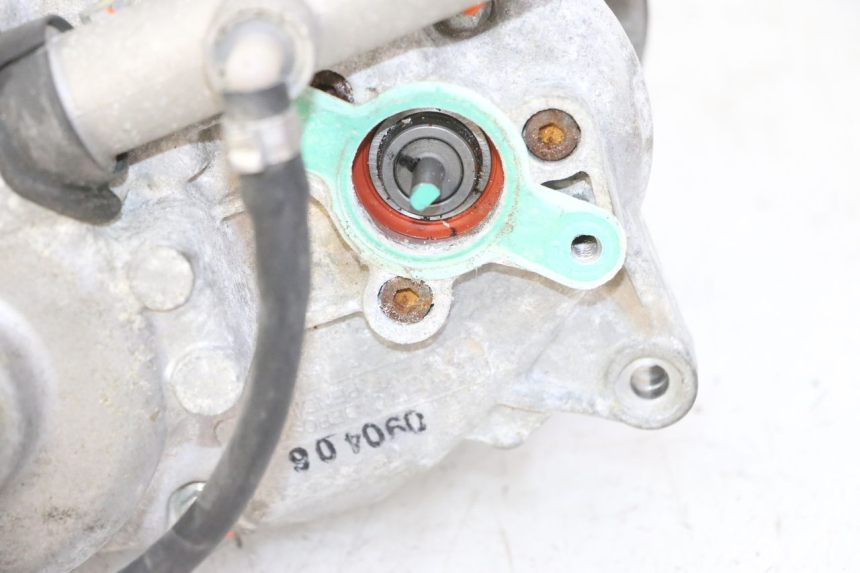 photo de ENGINE ROLL LOCK PIAGGIO MP3 RL 250 (2006 - 2010) - Distinctive features