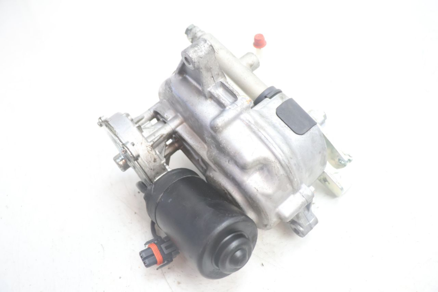 photo de ROLL LOCK ENGINE PIAGGIO MP3 125 (2006 - 2014) - Surface and material condition