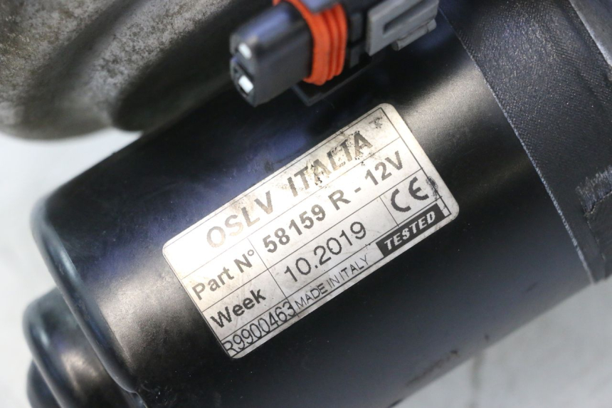 photo de ROLL LOCK ENGINE PIAGGIO MP3 500 (2011 - 2015) - Surface and material condition