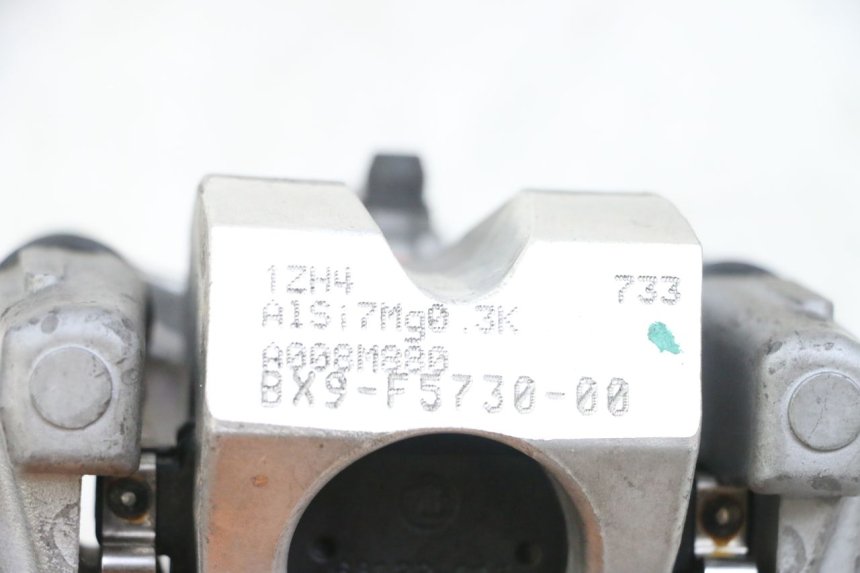 photo de ROLL LOCK ENGINE YAMAHA TRICITY 300 (2020 - 2024) - Component detail