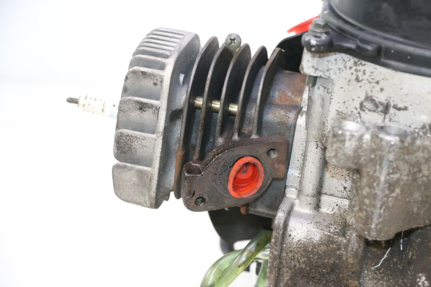 photo de ENGINE TNT MOTOR ROMA 10' 2T 50 (2011 - 2018) - Surface and material condition