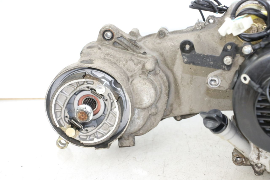 photo de ENGINE TNT MOTOR ROMA 10' 4T 50 (2019 - 2022) - Fixing points details