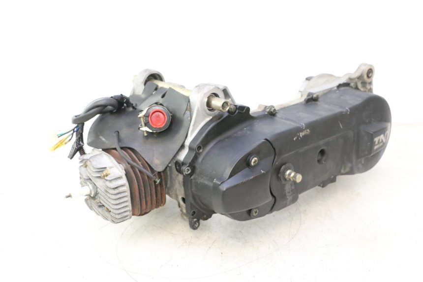 photo de ENGINE TNT MOTOR ROMA 12' 2T 50 (2007 - 2018) - Alternative angle