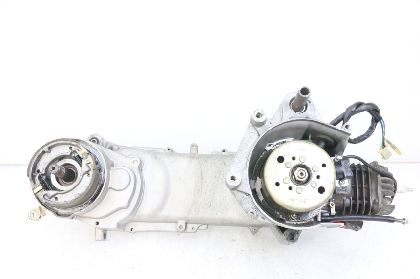 photo de ENGINE KEEWAY RY6 2T 50 (2011 - 2019) - Detailed visual inspection