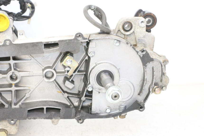 photo de ENGINE HYTRACK S 150 (2003 - 2011) - Alternative angle