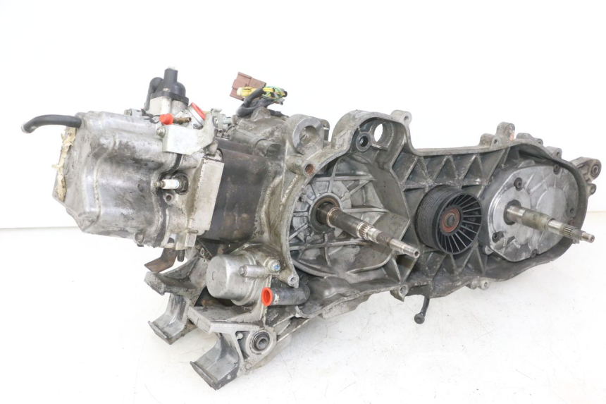 photo de ENGINE PEUGEOT SATELIS COMPRESSOR K15 125 (2006 - 2009) - Main view