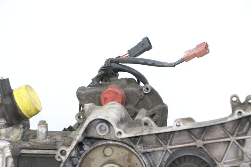 photo de ENGINE PEUGEOT SATELIS 250 (2006 - 2012) - High-resolution close-up