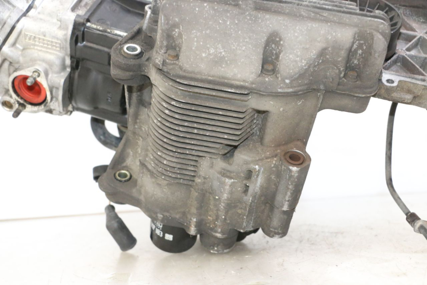 photo de ENGINE PEUGEOT SATELIS 250 (2006 - 2012) - Alternative perspective