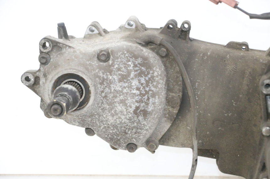 photo de ENGINE PEUGEOT SATELIS 250 (2006 - 2012) - Checked used part