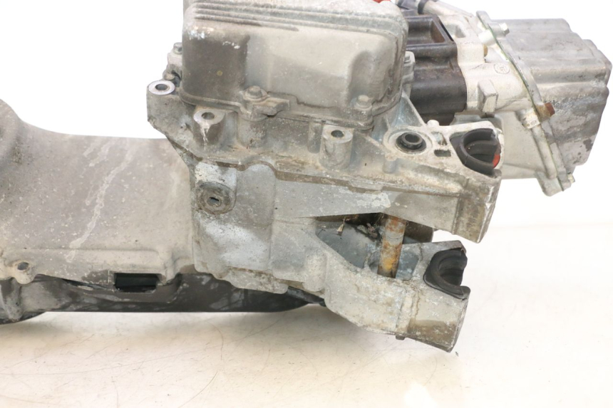 photo de ENGINE PEUGEOT SATELIS 125 (2013 - 2018) - Alternative perspective