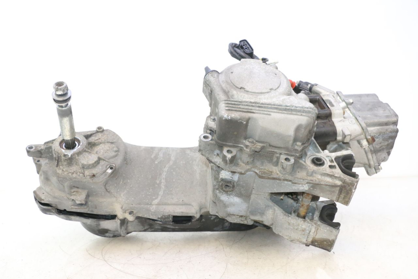 photo de ENGINE PEUGEOT SATELIS 125 (2013 - 2018) - Fixing points details