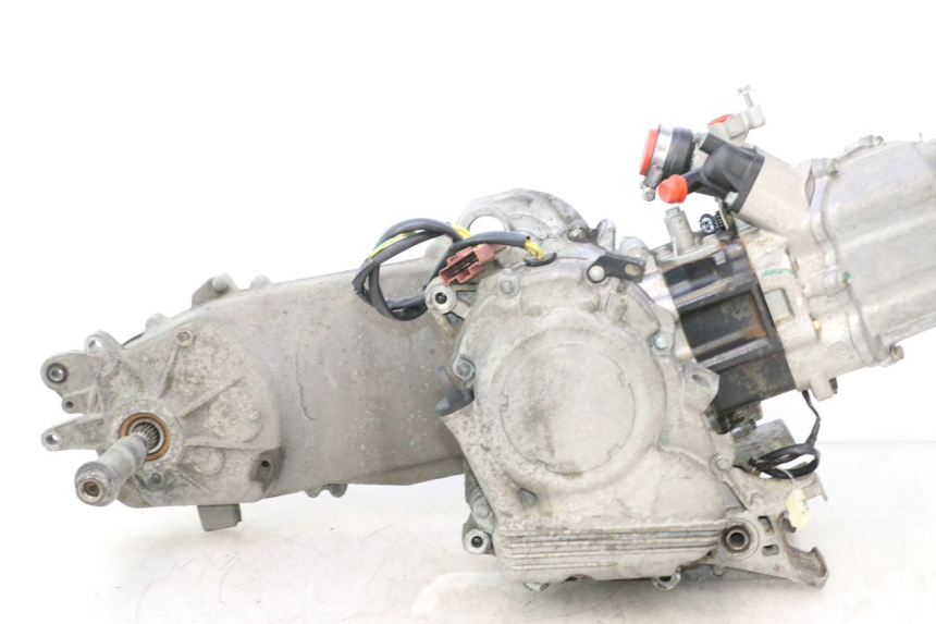 photo de ENGINE PEUGEOT SATELIS 125 (2013 - 2018) - Additional view of the item