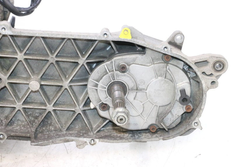 photo de ENGINE PEUGEOT SATELIS 125 (2013 - 2018) - Alternative perspective