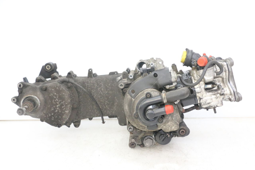 photo de ENGINE APRILIA SCARABEO GT TOURING 125 (1999 - 2005) - Surface and material condition