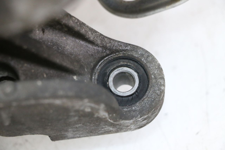 photo de ENGINE HONDA SCV LEAD 100 (2003 - 2007) - Alternative perspective