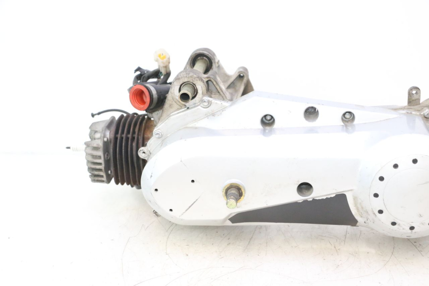 photo de ENGINE RIDE SLASH 2T 50 (2012 - 2014) - Detailed visual inspection