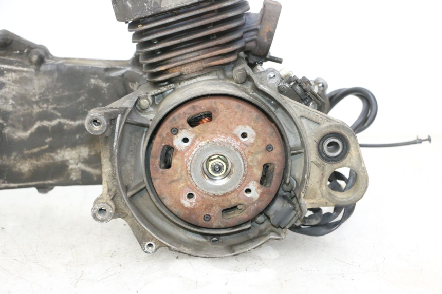 photo de ENGINE PEUGEOT SPEEDAKE 50 (1995 - 1997) - High-resolution close-up