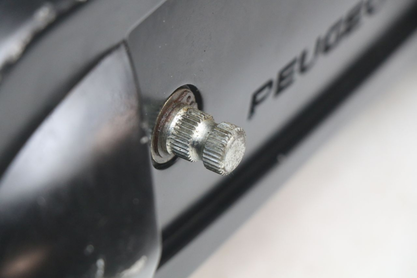 photo de ENGINE PEUGEOT SPEEDFIGHT 3 AIR 50 (2009 - 2015) - Spare part profile view