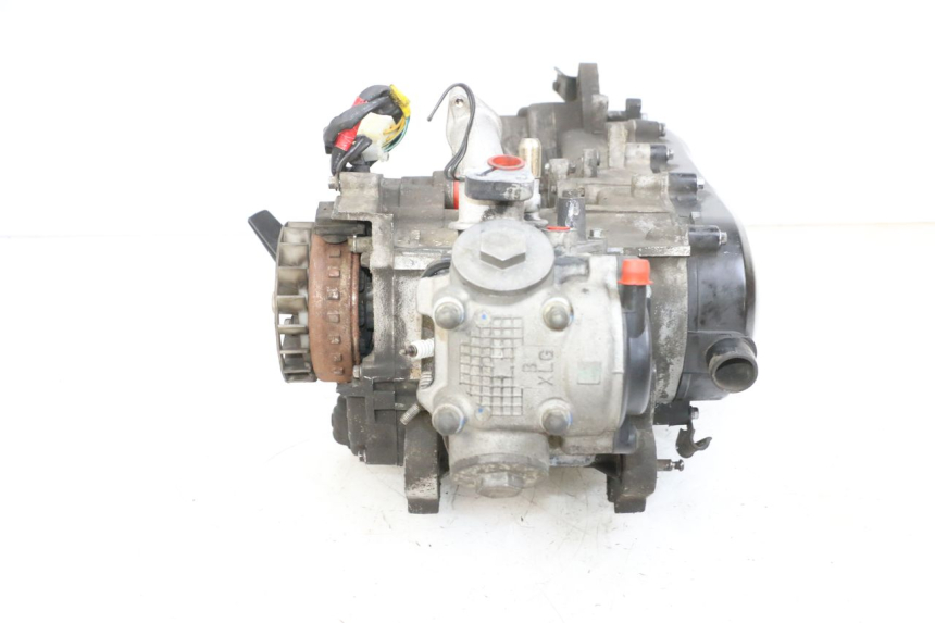 photo de ENGINE PEUGEOT SPEEDFIGHT 4 4T EFI 50 (2021 - 2025) - Spare part profile view