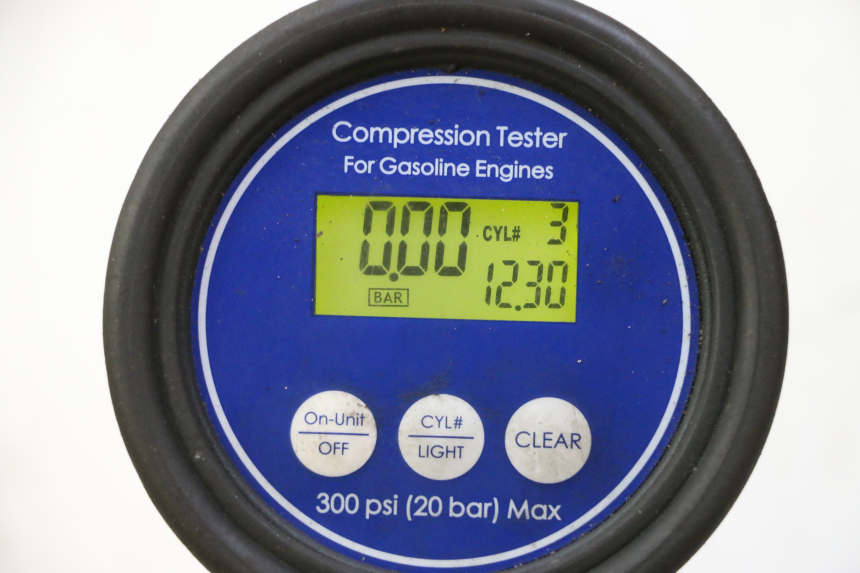 photo de ENGINE TRIUMPH SPRINT 900 (1995 - 1998) - Technical close-up