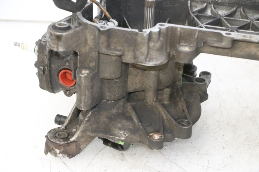 photo de ENGINE APRILIA SR R 2T LC 50 (2018 - 2021) - Surface and material condition
