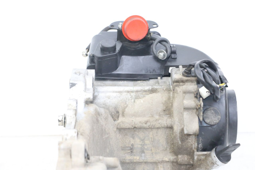 photo de ENGINE VASTRO STREET X 4T 50 (2016 - 2021) - Surface and material condition