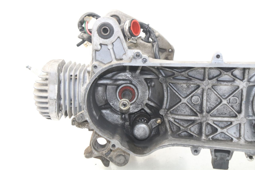 photo de ENGINE PEUGEOT STREETZONE 2T 50 (2014 - 2019) - Supplementary product photo