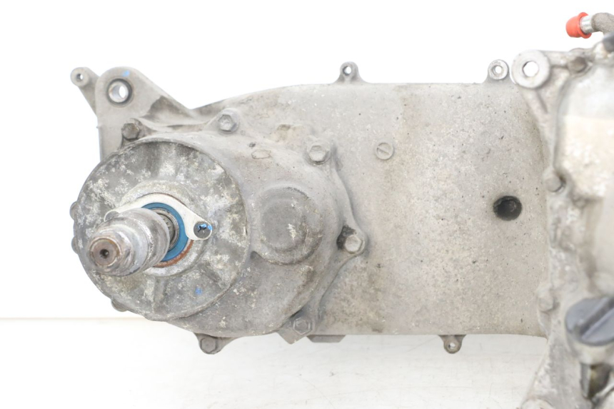 photo de ENGINE SUZUKI BURGMAN 125 (2007 - 2014) - Fixing points details