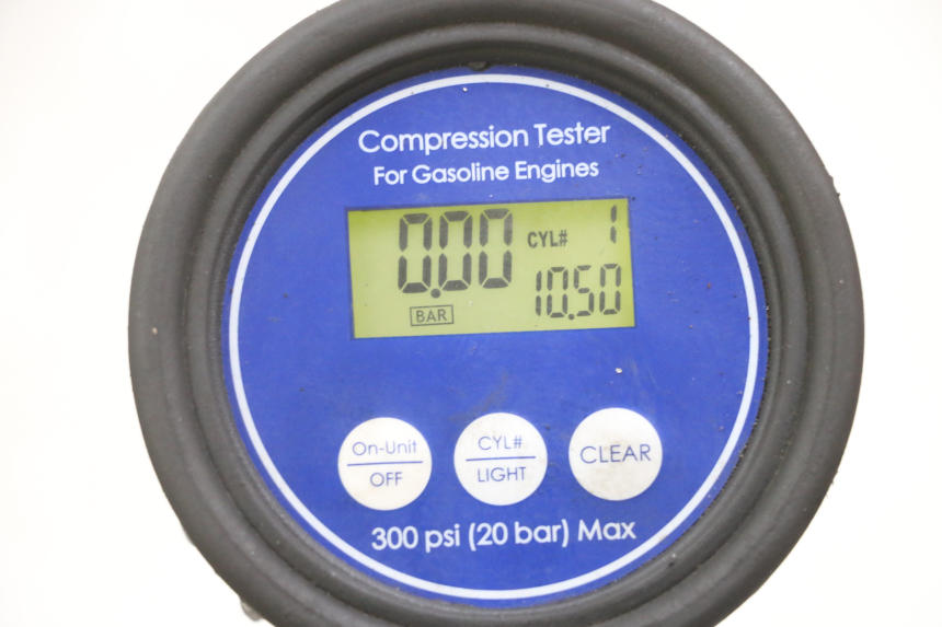 photo de ENGINE SUZUKI GSX F GSXF 650 (2007 - 2015) - Technical close-up