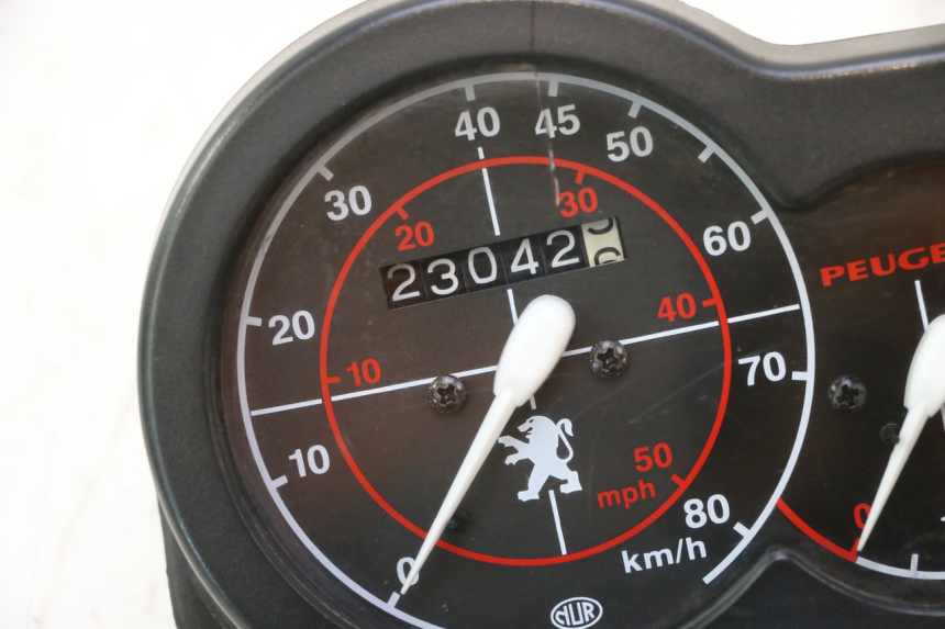 photo de ENGINE PEUGEOT TREKKER TKR 50 (2005 - 2014) - Component detail