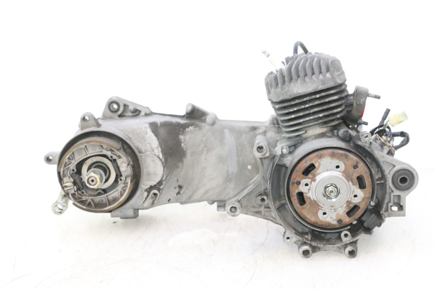 photo de ENGINE PEUGEOT TREKKER 50 (1995 - 2004) - Component zoom