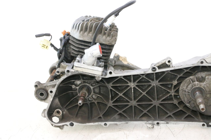 photo de ENGINE PEUGEOT TREKKER 50 (1995 - 2004) - Main view
