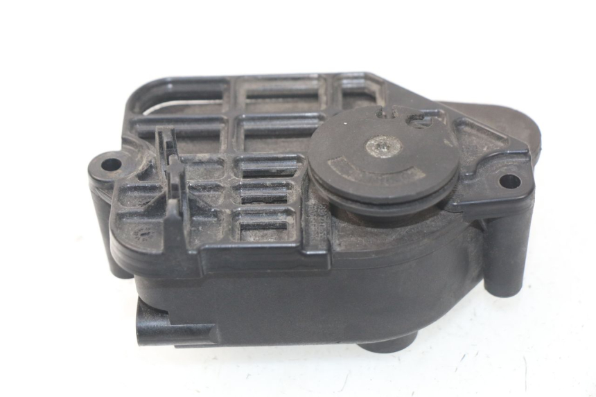 photo de EXHAUST VALVE ENGINE BMW S RR ABS S1000RR 1000 (2009 - 2011) - Markings and original references