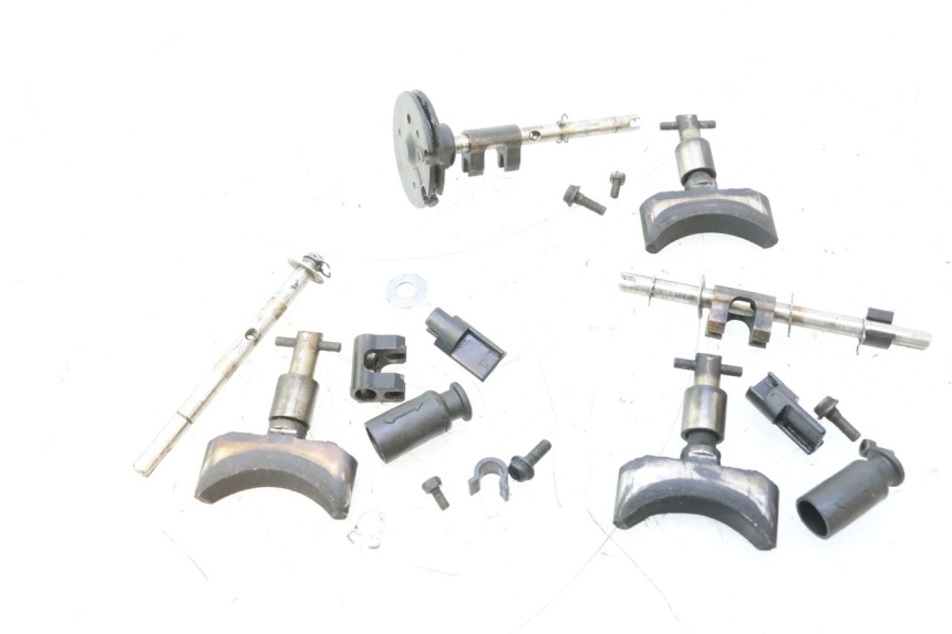 photo de EXHAUST VALVE ENGINE YAMAHA WAVE RUNNER GP R 1200 (2000 - 2003) - Main view