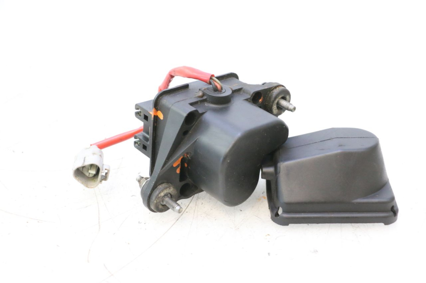 photo de EXHAUST VALVE ENGINE YAMAHA WAVE RUNNER GP R 1200 (2000 - 2003) - Zoom on usage condition