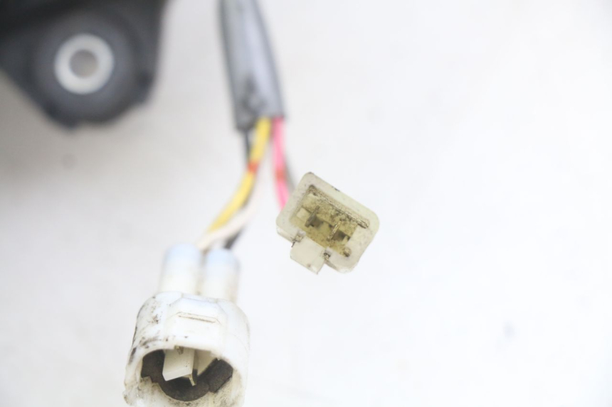 photo de ENGINE EXHAUST VALVE KAWASAKI Z 750 (2007 - 2013) - Technical close-up